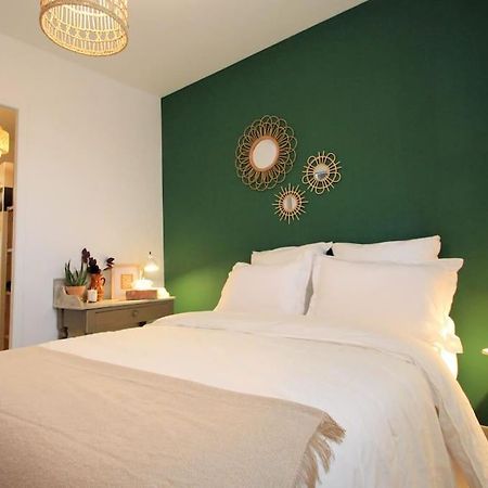 Cosy Appartement Entre Vignes Et Garrigue Avec Piscine Péret Buitenkant foto