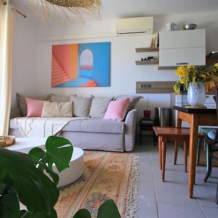 Cosy Appartement Entre Vignes Et Garrigue Avec Piscine Péret Buitenkant foto