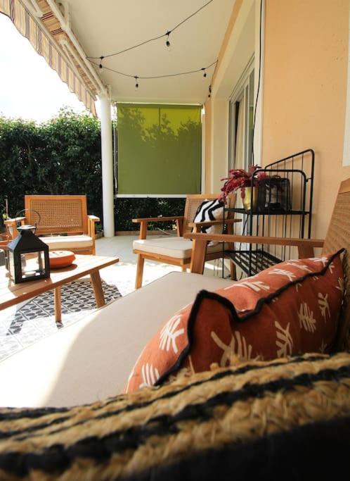Cosy Appartement Entre Vignes Et Garrigue Avec Piscine Péret Buitenkant foto