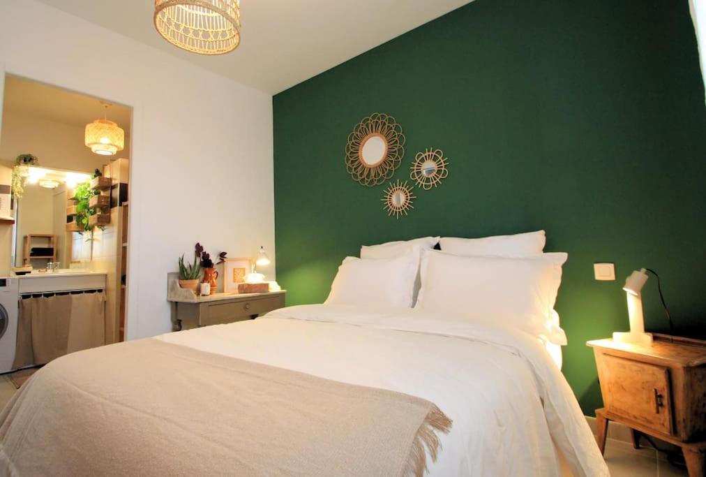 Cosy Appartement Entre Vignes Et Garrigue Avec Piscine Péret Buitenkant foto