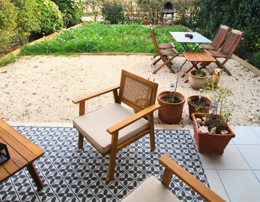Cosy Appartement Entre Vignes Et Garrigue Avec Piscine Péret Buitenkant foto